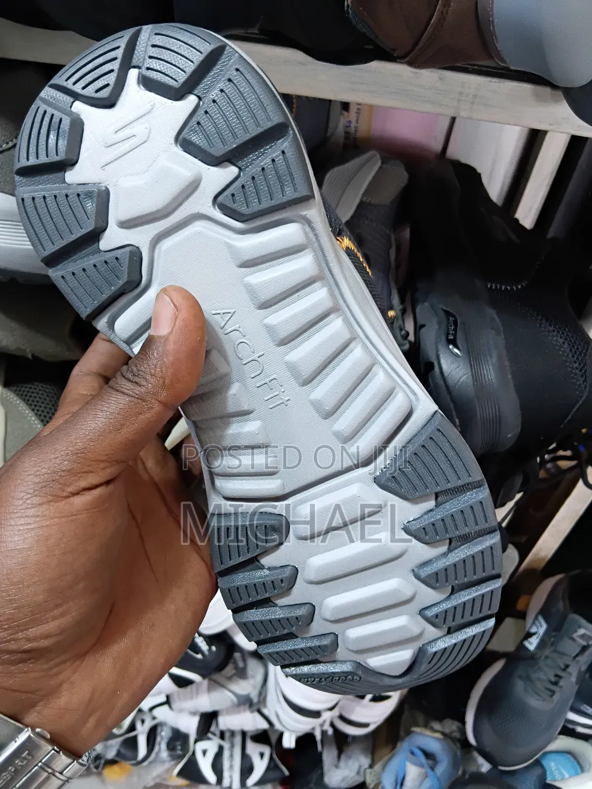 Skchers Shoes