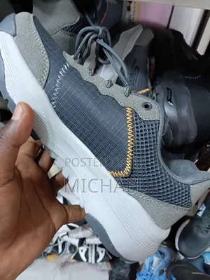 Skchers Shoes