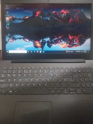 Laptop Lenovo 4GB Intel Core i5 HDD 512GB