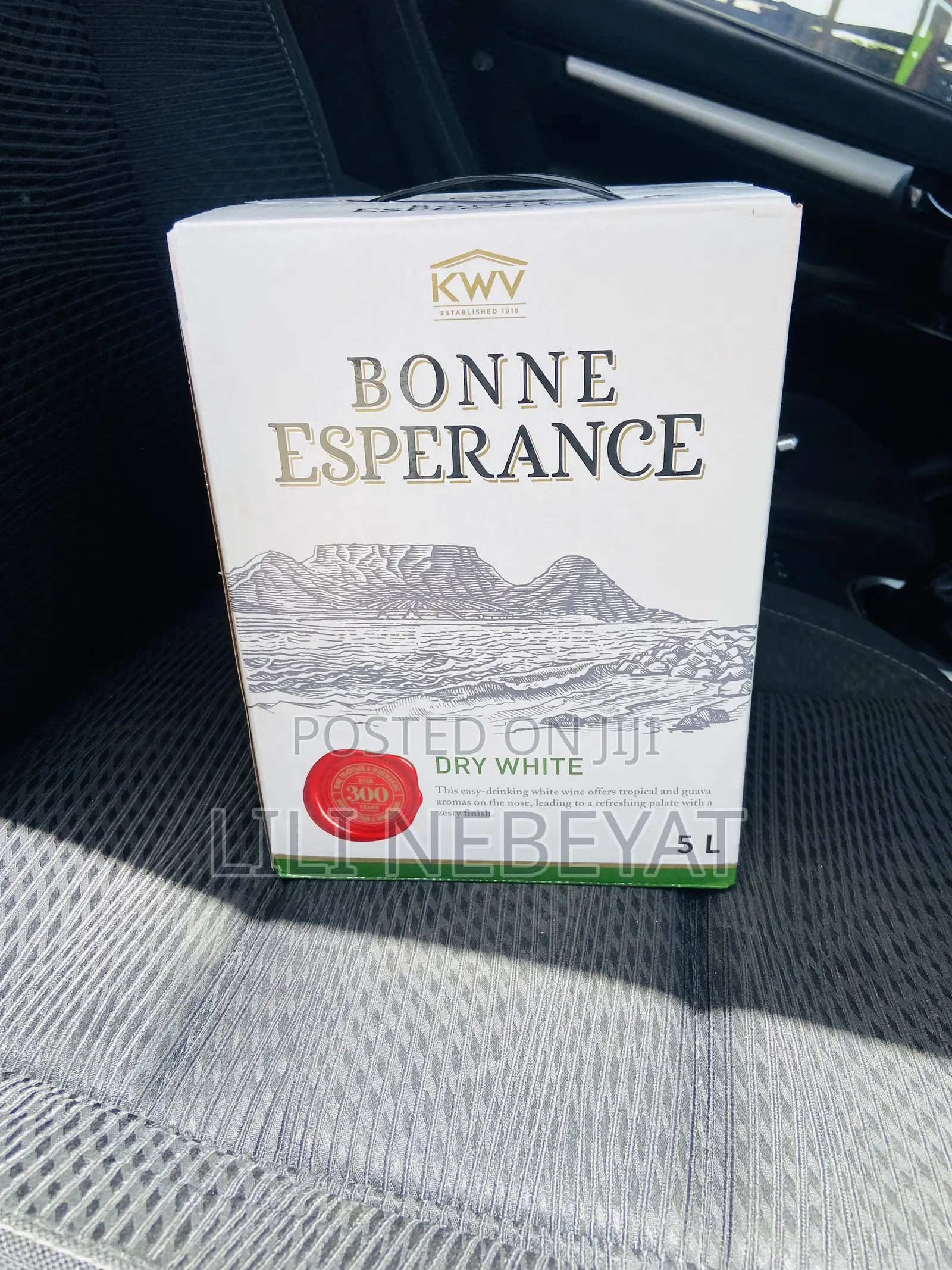 South Africa’N Dry White Wine