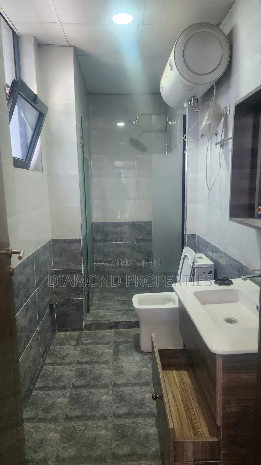 3bdrm Apartment in Bole for sale