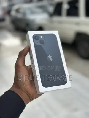 New Apple iPhone 13 128 GB Blue