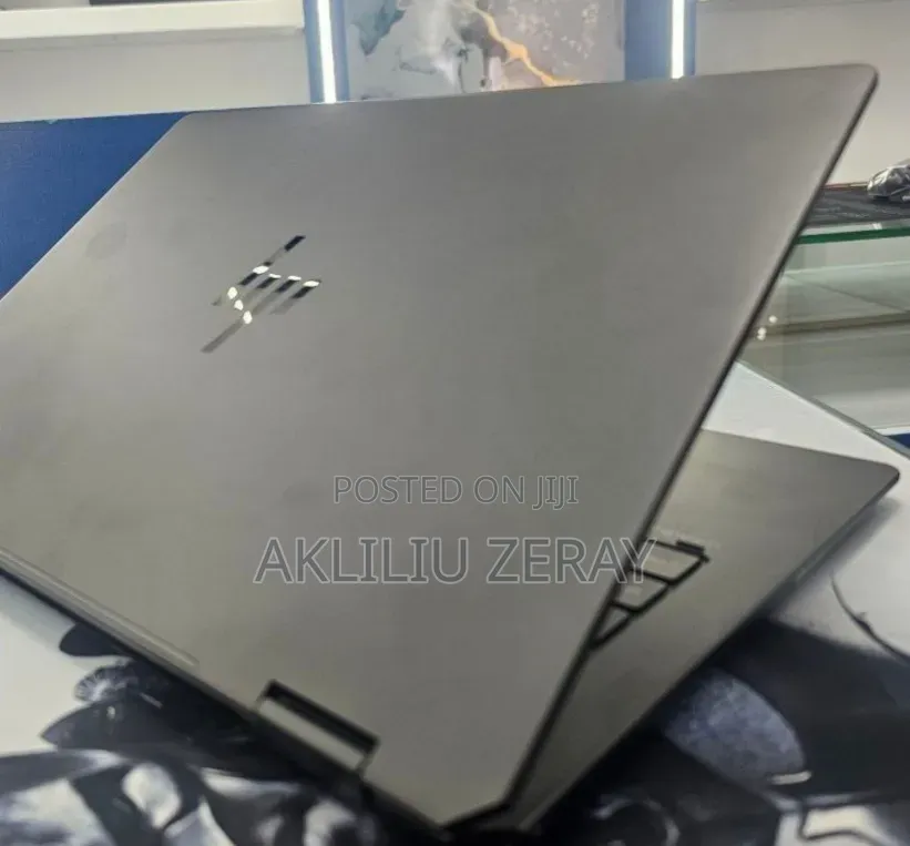 New Laptop HP OmniBook 5 14" 16GB Intel Core Ultra 7 SSD 1T