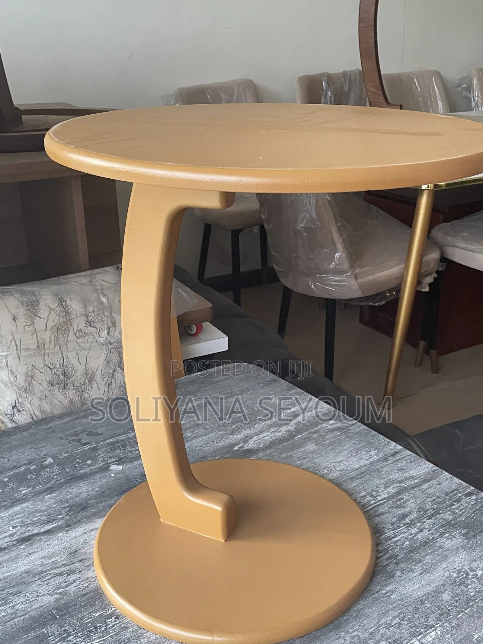 Nesting Table