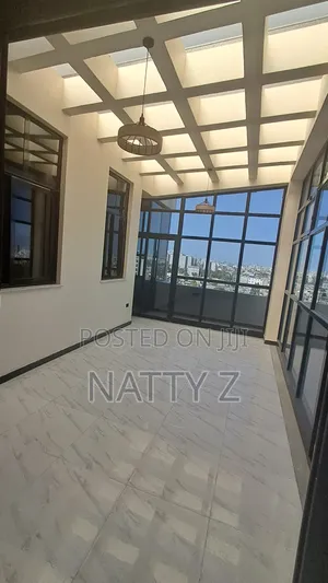 3bdrm Penthouse in Summit, Yeka for rent