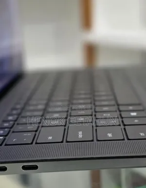 New Laptop Dell Precision 5560 16GB Intel Core i7 SSD 512GB