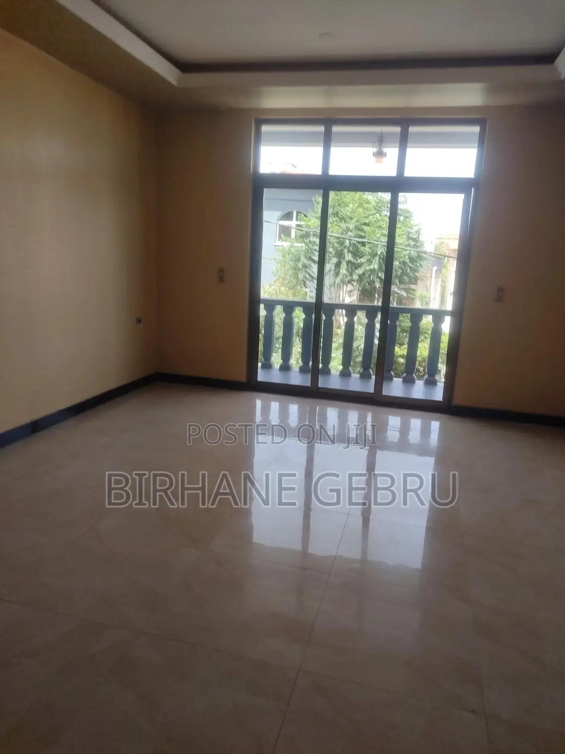 8bdrm House in G+3 House, Bole for rent
