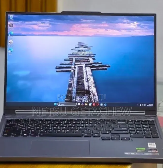 New Laptop Lenovo Legion 5 16GB AMD Ryzen 7 SSD 1T