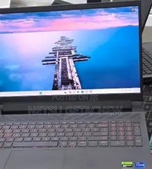 New Laptop Dell G15 5535 16GB Intel Core i7 SSD 1T