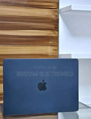 New Laptop Apple MacBook Air 2025 M4 15-inch 16GB Apple M4 SSD 256GB