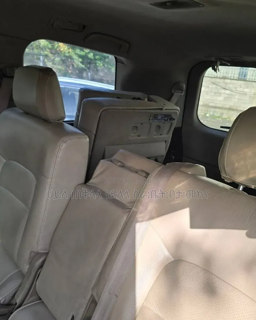 Toyota Land Cruiser 2012 Gray