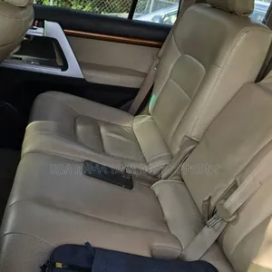 Toyota Land Cruiser 2012 Gray