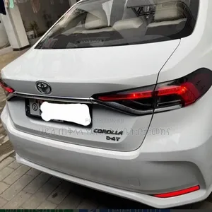 Toyota Corolla 2023 Off white