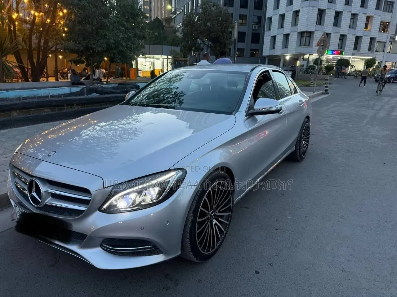 Mercedes-Benz C180 2014 Silver