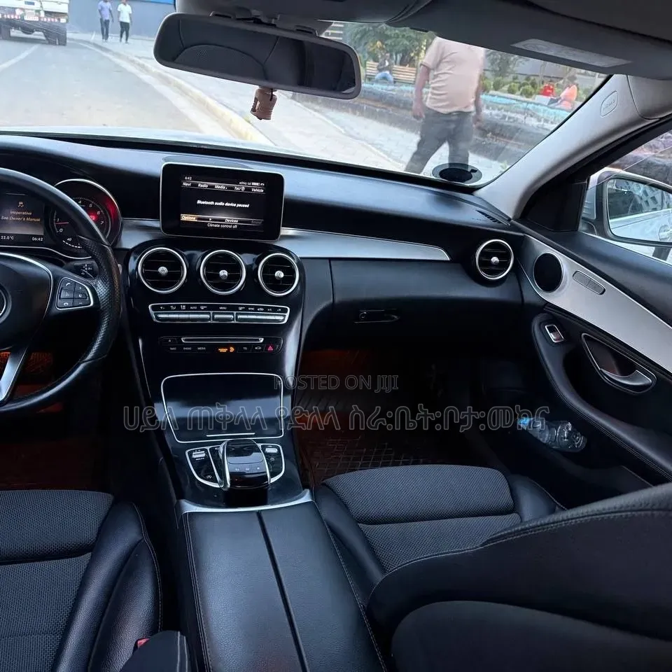 Mercedes-Benz C180 2014 Silver