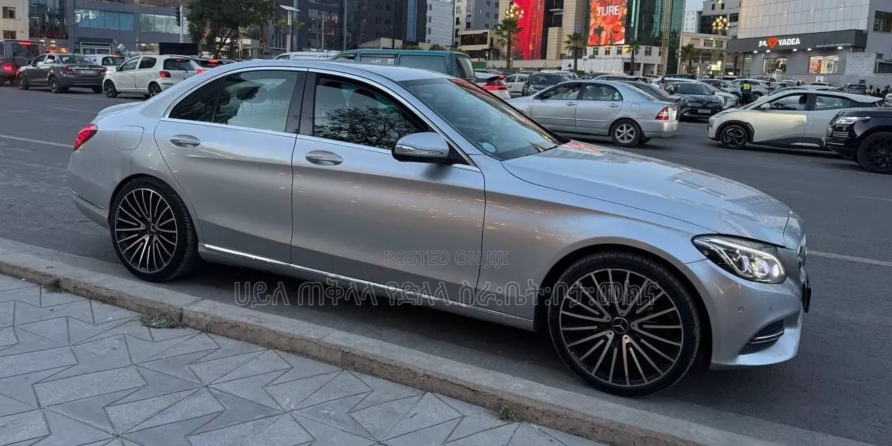 Mercedes-Benz C180 2014 Silver
