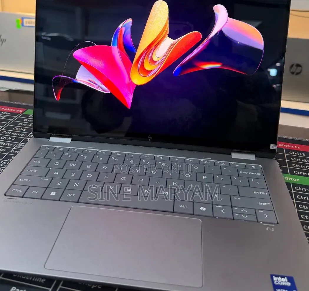 New Laptop HP OmniBook Ultra Flip 14" 32GB Intel Core Ultra 7 SSD 1T