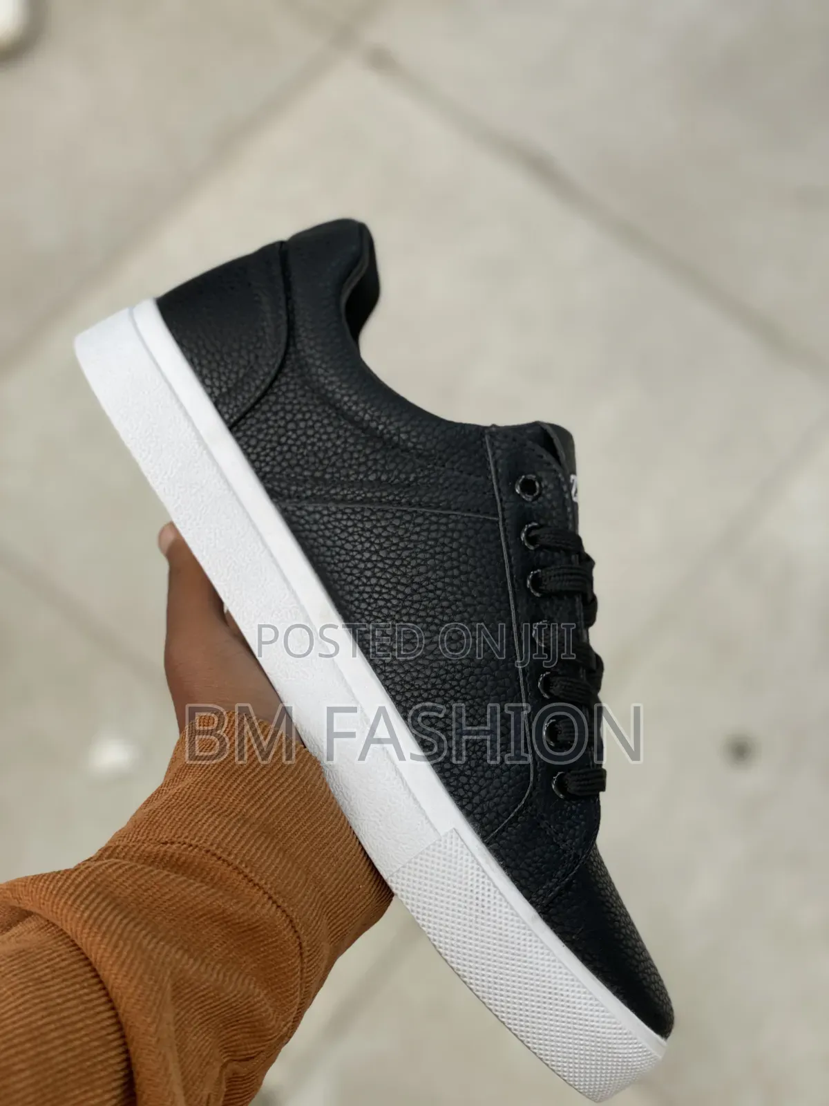 Zara Black Pebbled Leather Sneakers