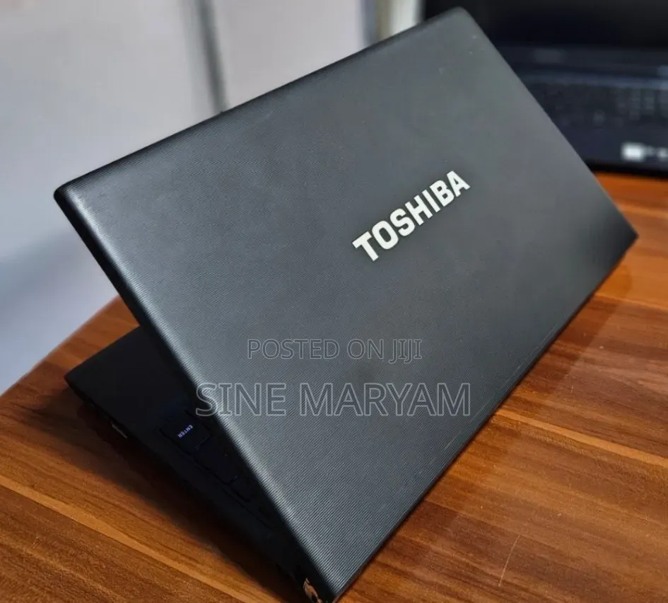 Laptop Toshiba Tecra C40 4GB Intel Core i5 HDD 320GB