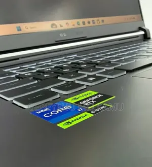 New Laptop Asus 16GB Intel Core i7 SSD 1T