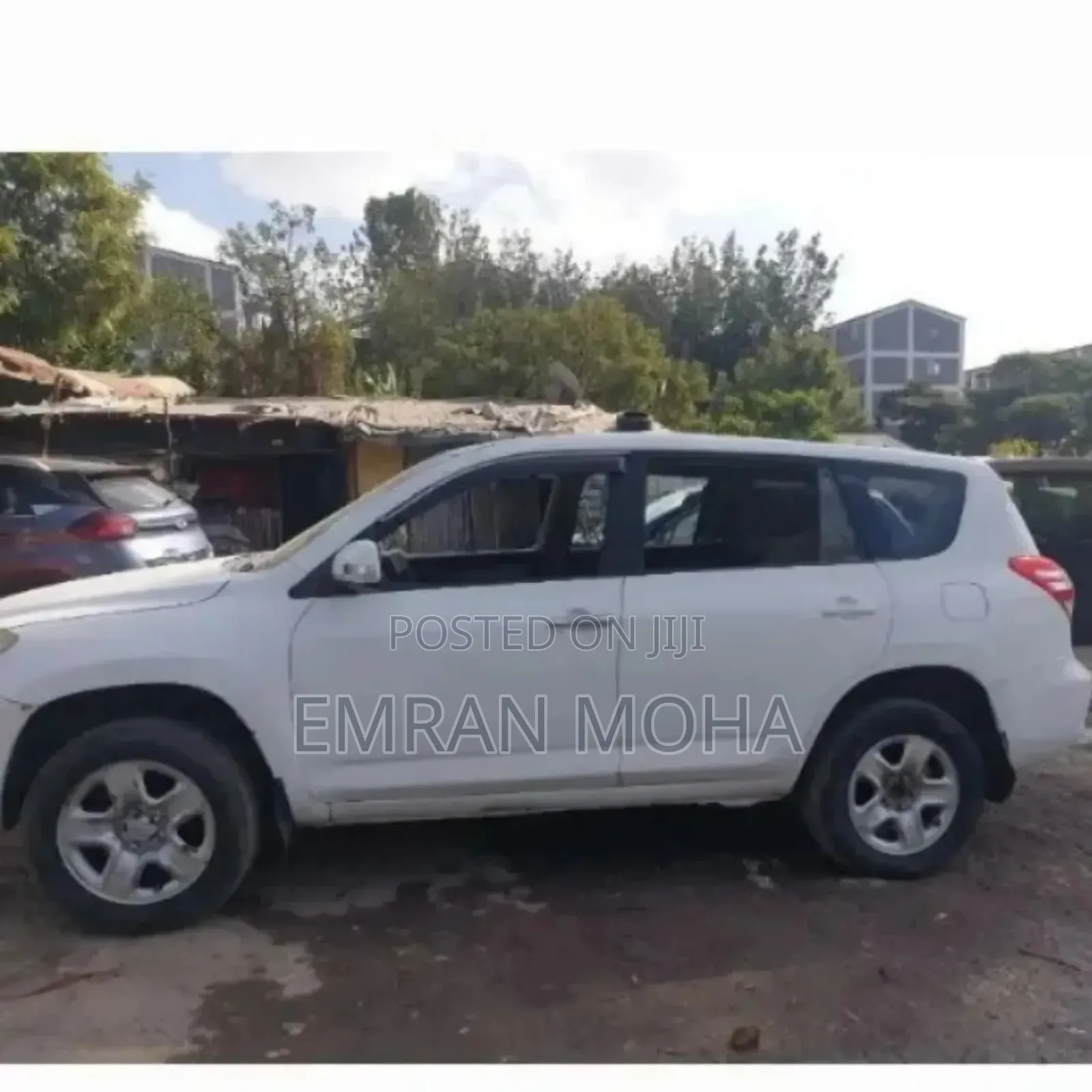 Toyota RAV4 2010 White