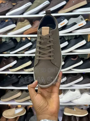 Reushine Ulop High Master Quality Flat Shoes for Man's