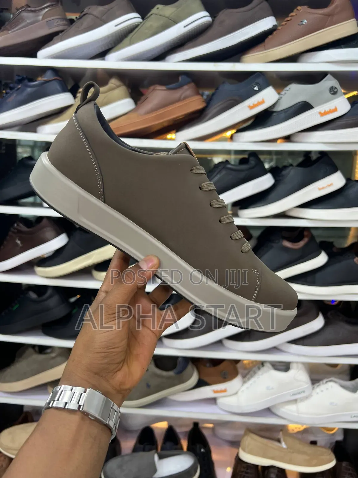 Reushine Ulop High Master Quality Flat Shoes for Man's