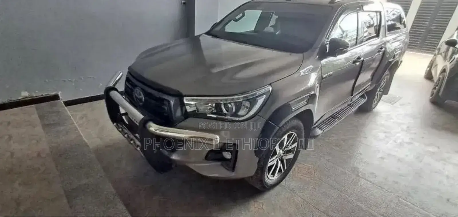 Toyota Hilux 2020 Gray