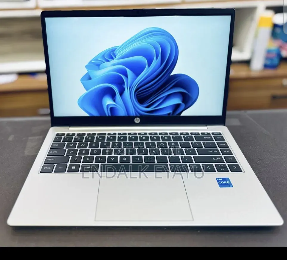 New Laptop HP 16GB Intel Core i5 SSD 512GB