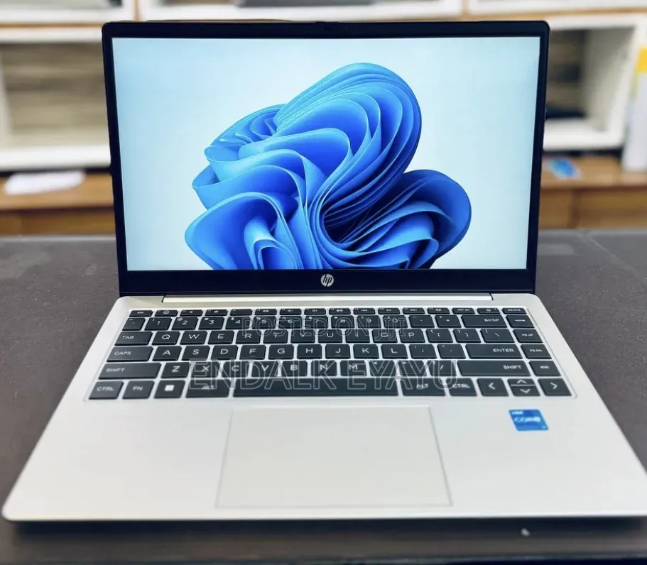 New Laptop HP 16GB Intel Core i5 SSD 512GB