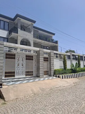 8bdrm Villa in Hyat Zone Vip, Bole for sale