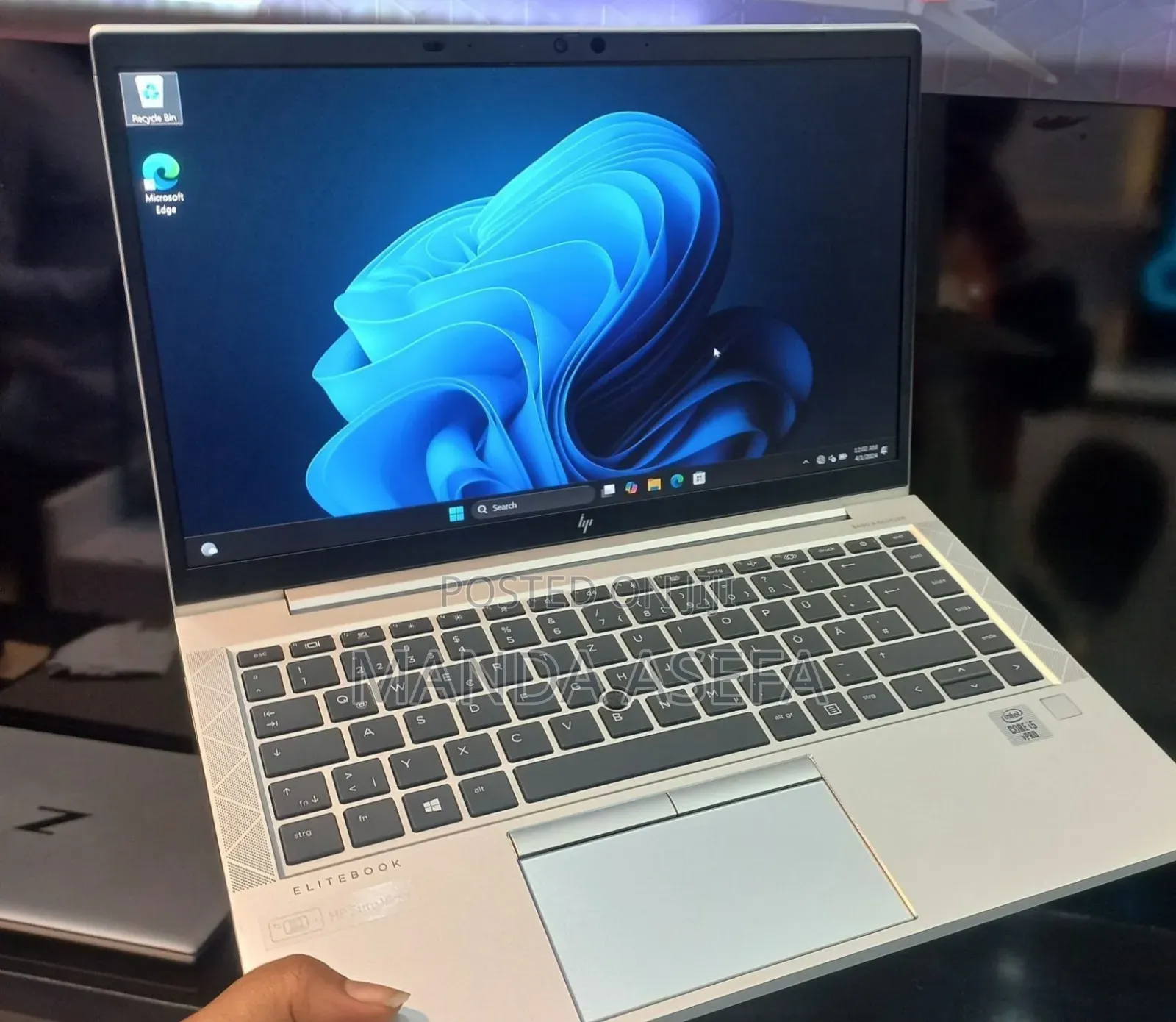 New Laptop HP EliteBook 840 G7 16GB Intel Core i5 SSD 512GB