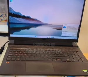 New Laptop Dell G15 5535 16GB Intel Core i7 SSD 512GB