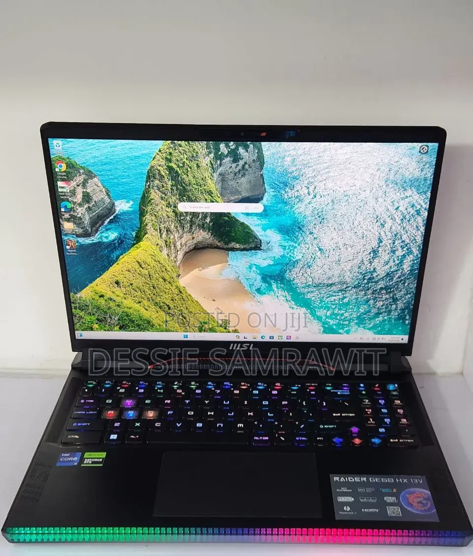 New Laptop MSI Raider GE68HX 13VI-202US 32GB Intel Core i9 SSD 1T