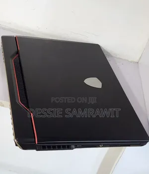 New Laptop MSI Raider GE68HX 13VI-202US 32GB Intel Core i9 SSD 1T