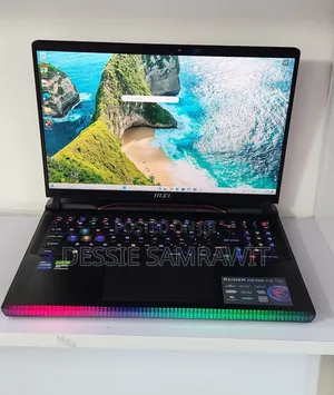 New Laptop MSI Raider GE68HX 13VI-202US 32GB Intel Core i9 SSD 1T