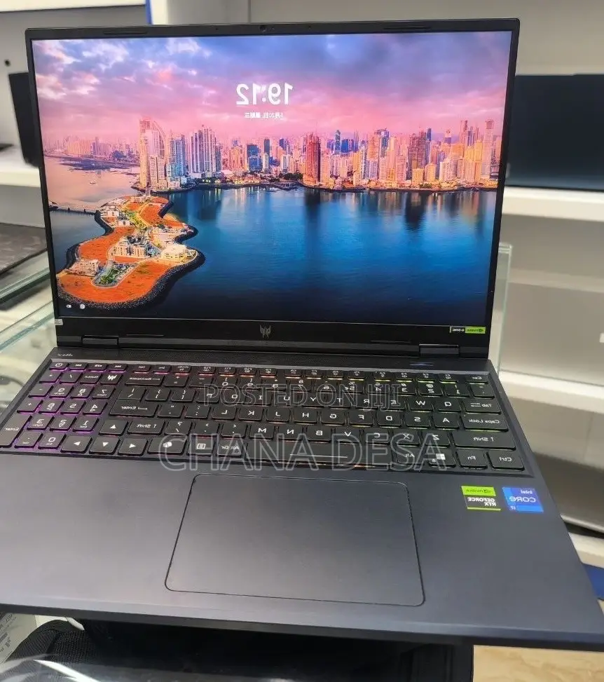 New Laptop MSI Vector 16 HX AI A2XWIG 16GB Intel Core Ultra 9 SSD 1T