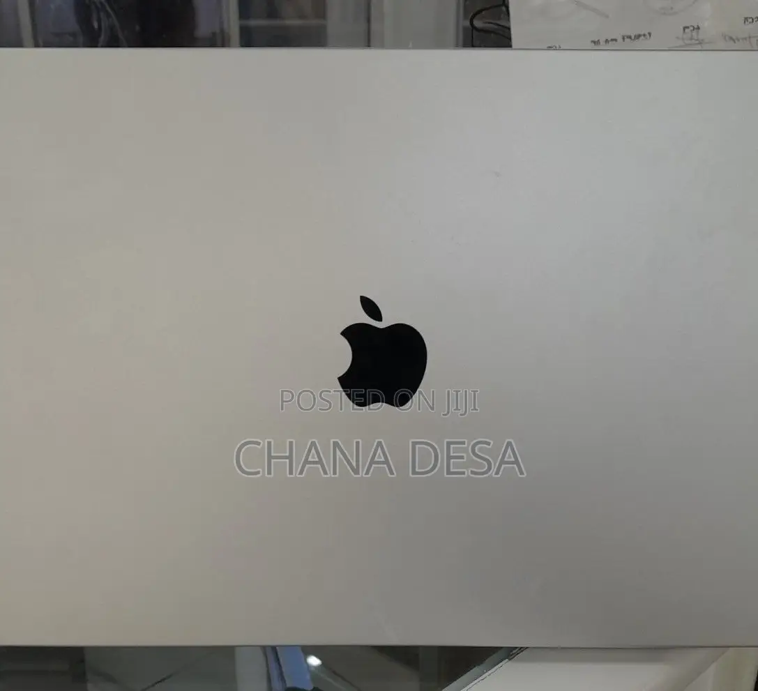 New Laptop Apple MacBook Pro M1 32GB Apple M1 Pro SSD 512GB