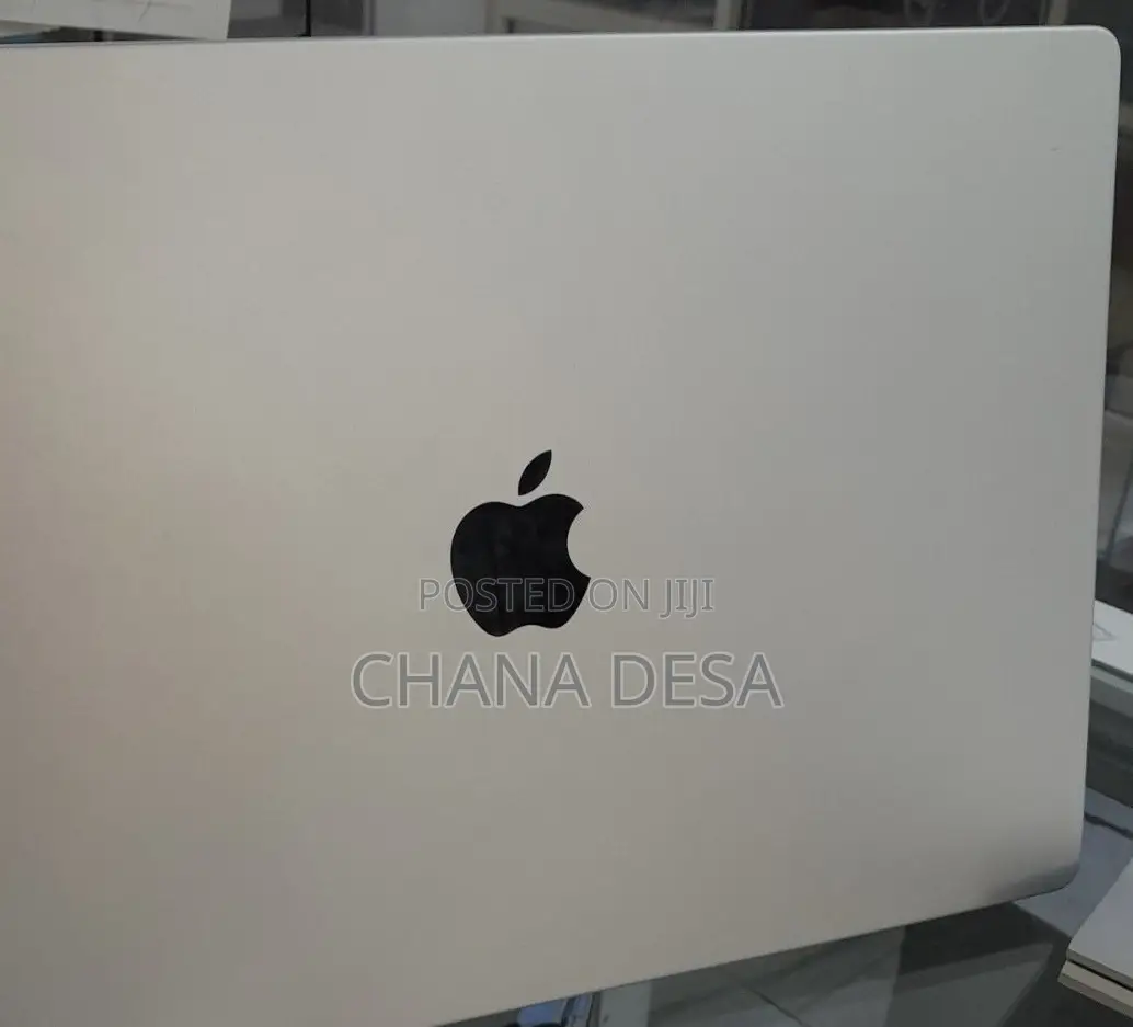 New Laptop Apple MacBook Pro M1 32GB Apple M1 Pro SSD 512GB