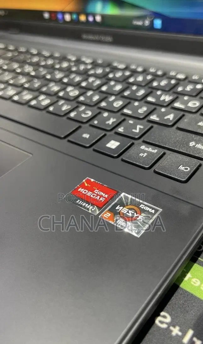 New Laptop Asus 16GB AMD Ryzen 7 SSD 512GB