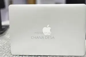 New Laptop Apple MacBook 8GB Intel Core i7 SSD 512GB