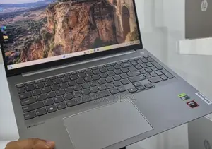 New Laptop Lenovo 32GB AMD Ryzen 7 SSD 1T