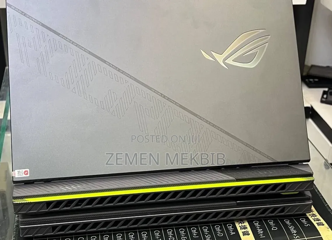 New Laptop Asus ROG Strix G15 16GB Intel Core i9 SSD 1T