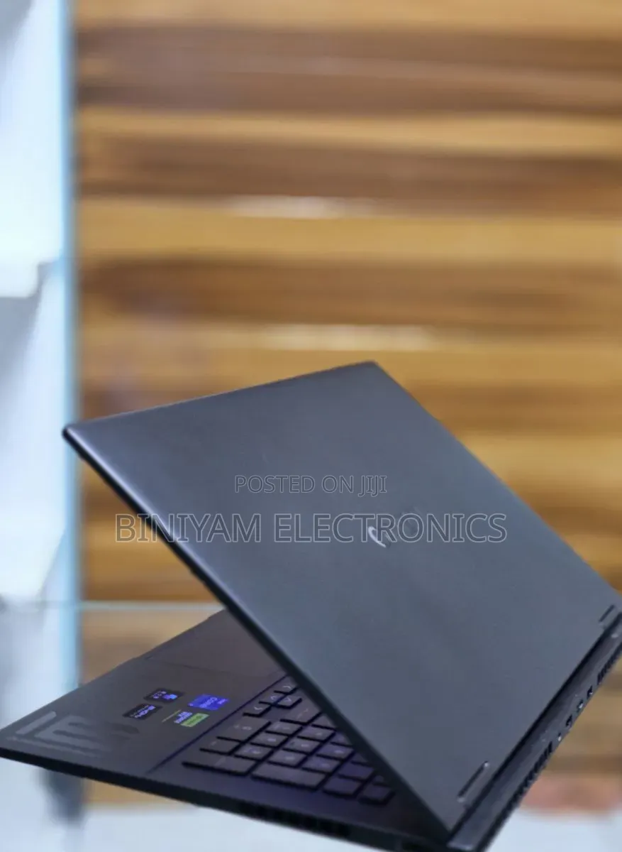 New Laptop HP Omen 16 16GB Intel Core i9 SSD 1T