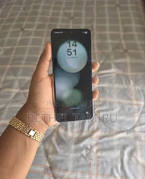 Samsung Galaxy Z Flip 5 256 GB