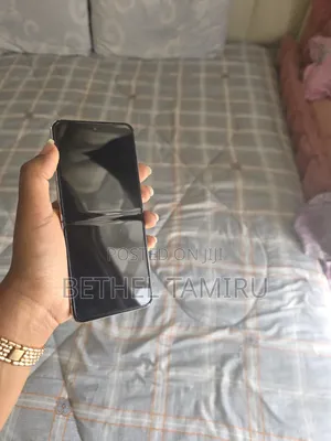 Samsung Galaxy Z Flip 5 256 GB