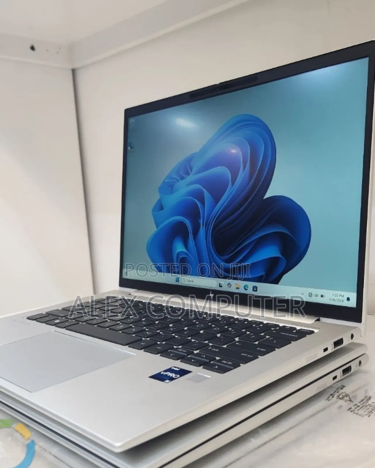 New Laptop HP EliteBook 840 G9 16GB Intel Core i5 SSD 512GB