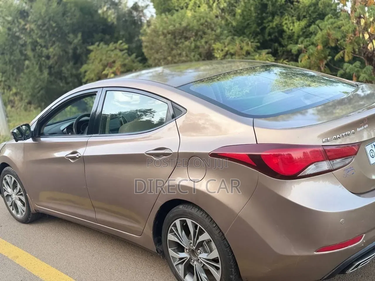 Hyundai Elantra 2014 Gold