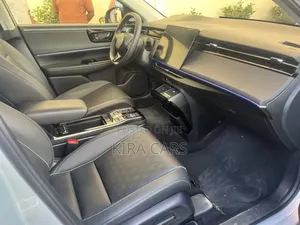Honda e:NS2 68.8 kWh FWD 2025 Silver