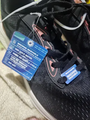 Original Ke Usa Ye Meta Sketchers Shoes